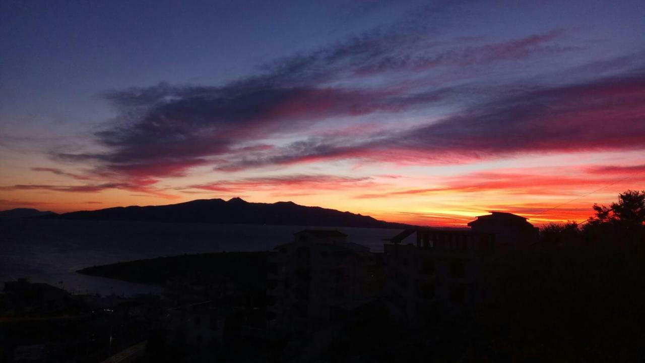 Aris Apartment Saranda Extérieur photo